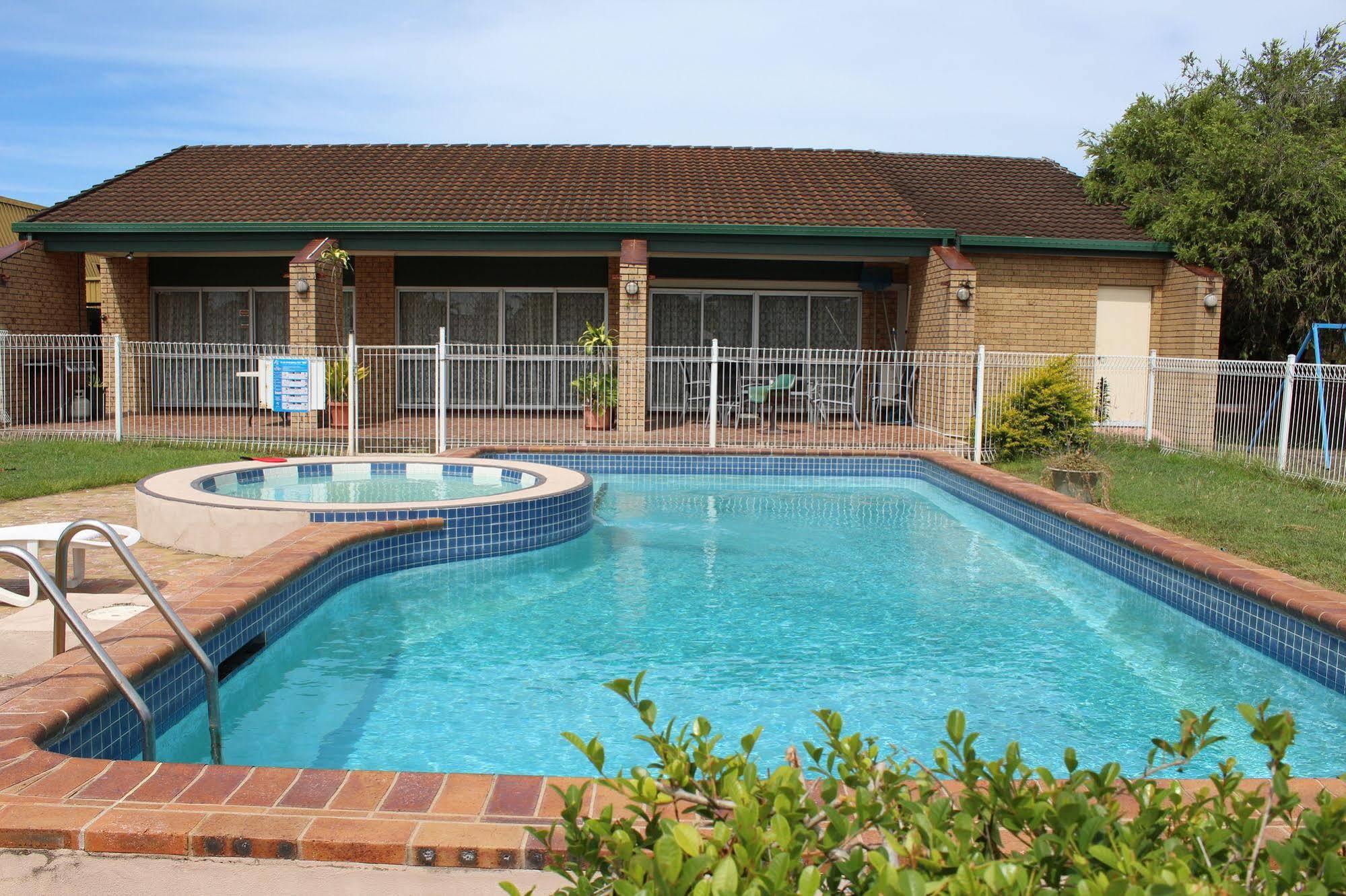 Sun Plaza Motel - マッカイ エクステリア 写真